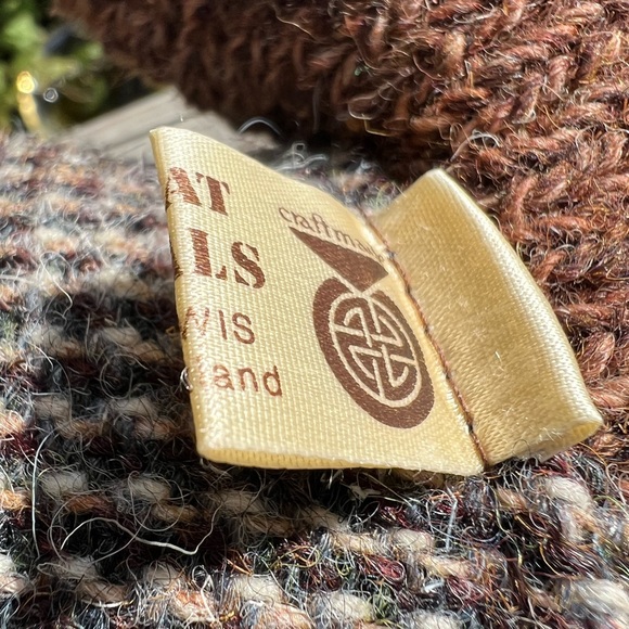 Vintage Harris Tweed Isle of Lewis Scotland Bear RAEBHAT Originals Preowned 1982 - Picture 15 of 16